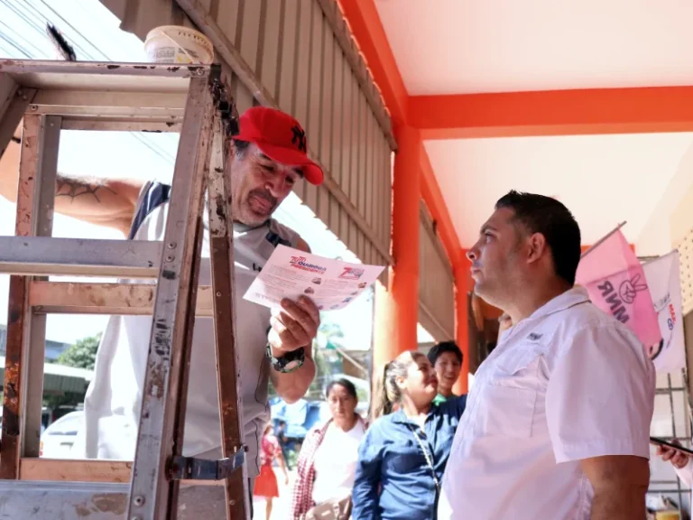 "Maico Moreno Expone Propuestas en Histórico Foro Político de Montero: Economía, Educación y Descentralización como Claves del Cambio"