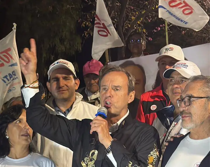 Impugnación contra Tuto Quiroga deriva en la destitución del delegado del FRI y denuncias de irregularidades internas