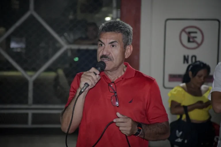 Presidente del Concejo Municipal de Montero informa sobre acciones legales por la piscina, doble titulación y posible “perdonazo” tributario
