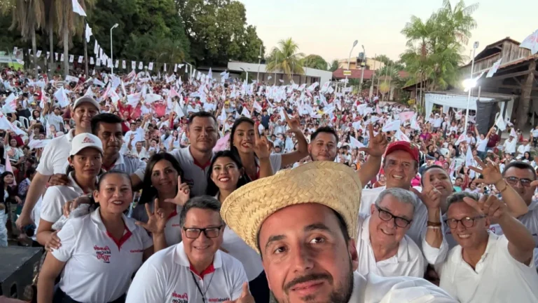 Festejo electoral en Montero reúne a simpatizantes de Tuto Quiroga y candidatos a la diputación