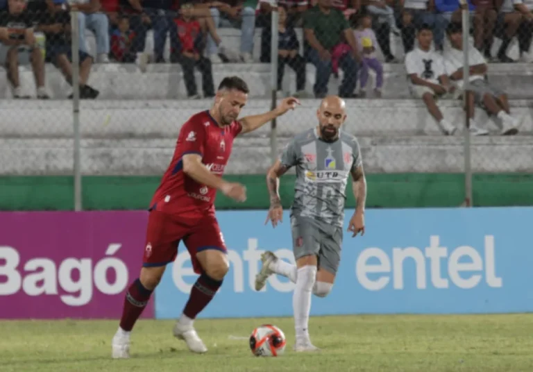 Guabirá remonta y derrota 3-1 a Independiente Petrolero en la Copa Bolivia
