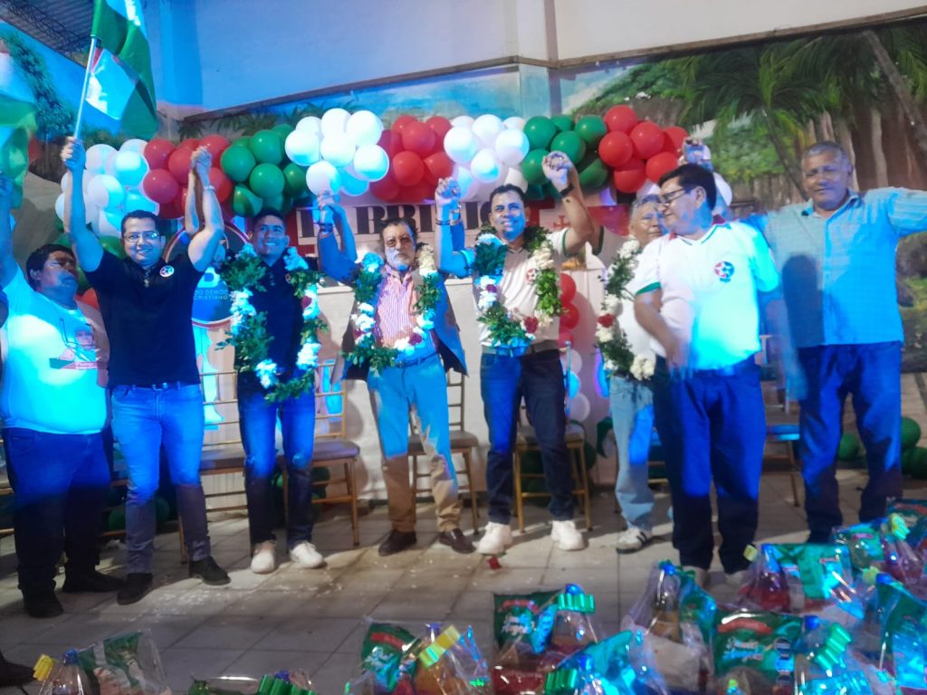 El PDC proclama a Fabricio López como precandidato a la Alcaldía de Montero